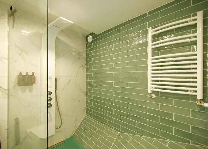 Magnificent Houseboat With A Stunning View! 船上ホテル アムステルダム